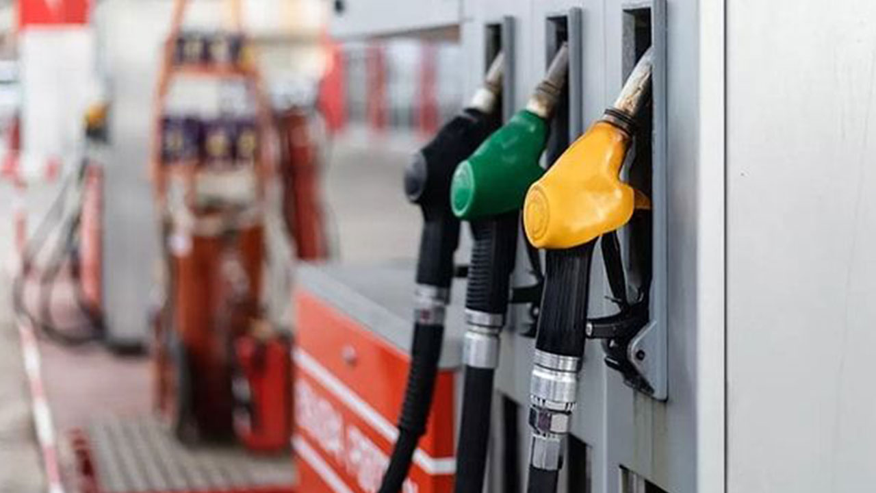 Akaryakıt fiyatlarında deprem! Maalesef 3 lirayı buldu