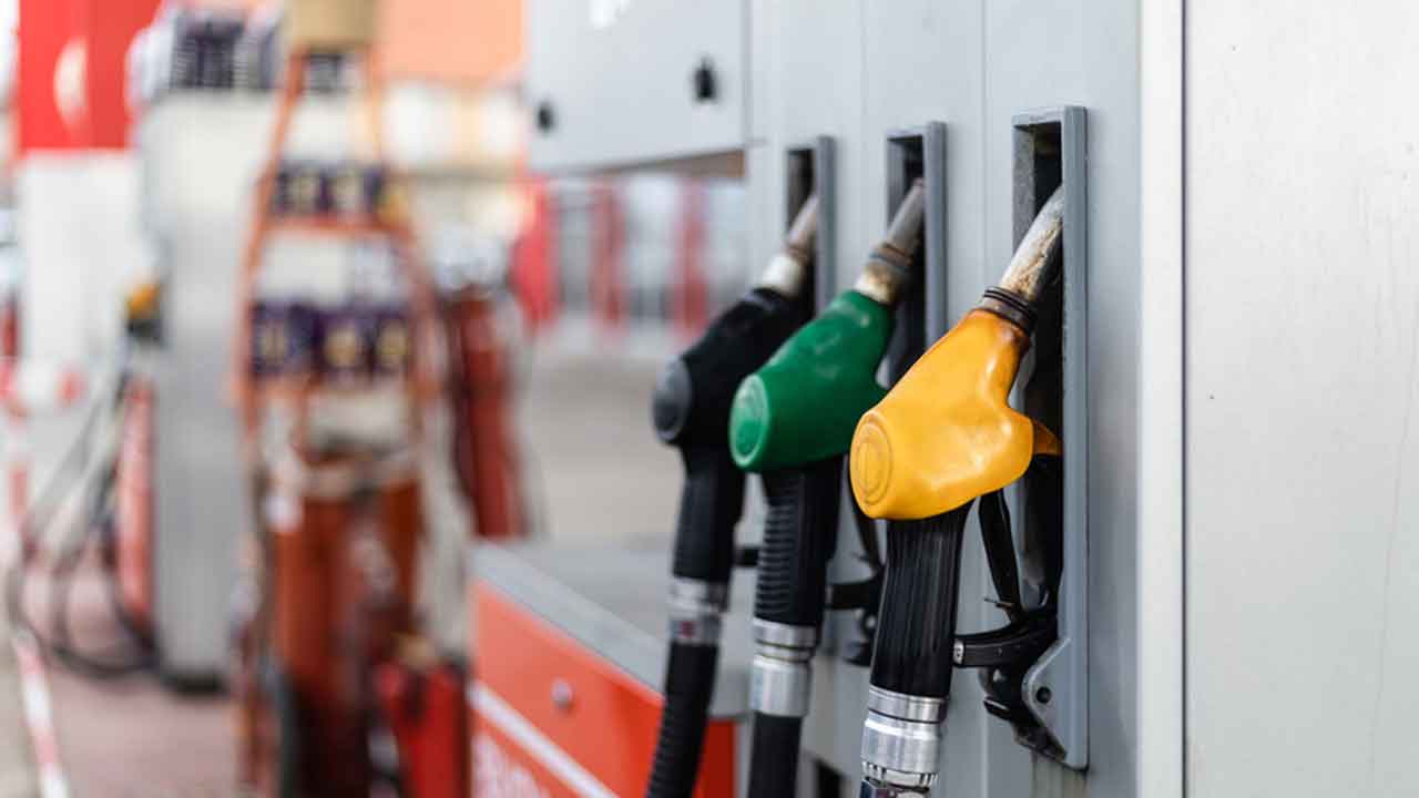 Foto - Akaryakıt fiyatlarında deprem yaşanmak üzere! 6 lira birden...