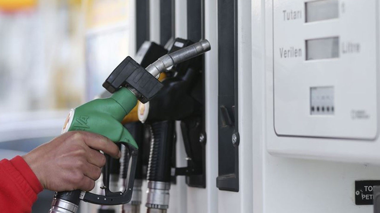 Foto - Akaryakıt fiyatlarında deprem yaşanmak üzere! Tabelalar 24 saat arayla iki kez değişecek