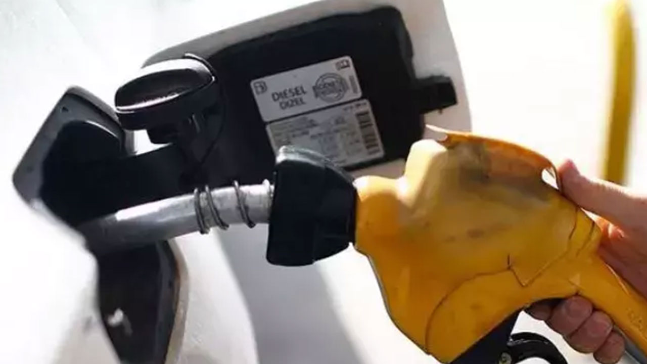 Foto - Akaryakıt fiyatlarında deprem yaşanmak üzere! Tabelalar 24 saat arayla iki kez değişecek