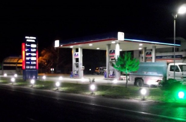 Foto - Akaryakıt fiyatlarında yeni dönem! Benzin, motorin ve LPG'de yarın yapılacak dev indirim iptal oldu