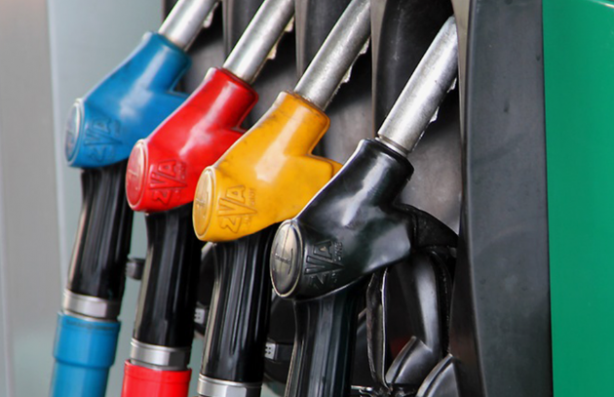 Akaryakıt fiyatlarıyla ilgili bu gelişmeyi duyan duymayanlara haber etsin! Uzmanlar 'Geliyor' diyerek ilan etti
