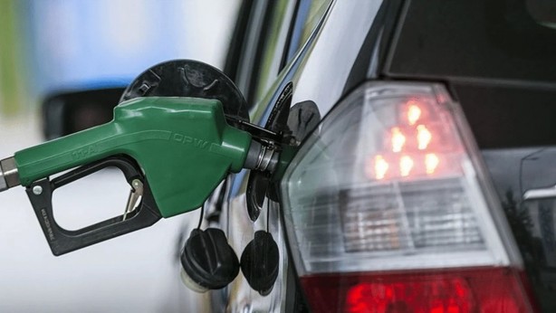 Foto - Akaryakıt istasyonlarına 00.00'dan sonra gidenler büyük şok yaşadı! 25 lira...