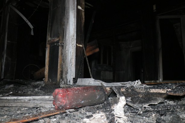 Foto - Akaryakıt istasyonu alev alev yandı, ekipler söndürmek için seferber oldu