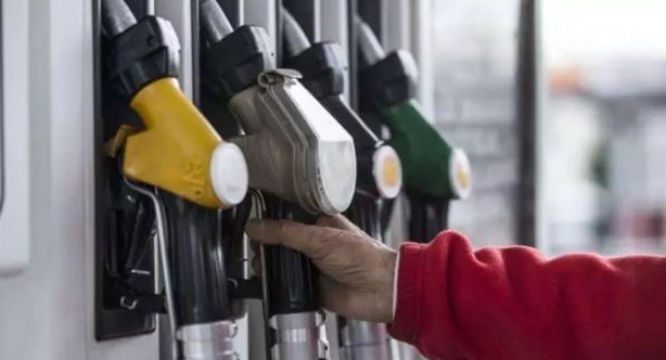 Foto - Akaryakıta indirim müjdesi! İşte benzin,LPG ve mazot fiyatları