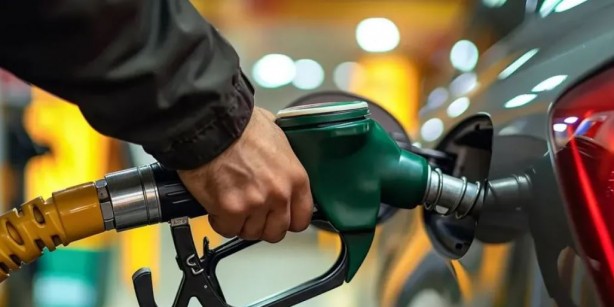 Foto - Akaryakıtta gösterge değişti! Motorine indirim