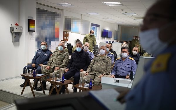 Foto - Akdeniz'de Türkiye'den gövde gösterisi! Bakan Akar Kaplan Pençesi Tatbikatı'nı takip etti