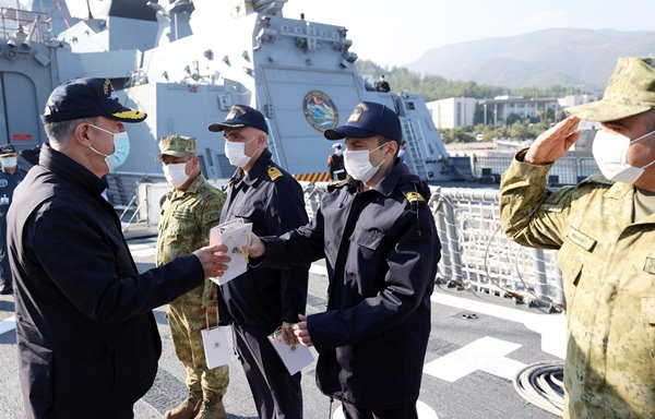 Foto - Akdeniz'de Türkiye'den gövde gösterisi! Bakan Akar Kaplan Pençesi Tatbikatı'nı takip etti