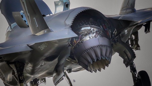 Foto - Akdeniz'e çakılan F-35 savaş uçağına operasyon