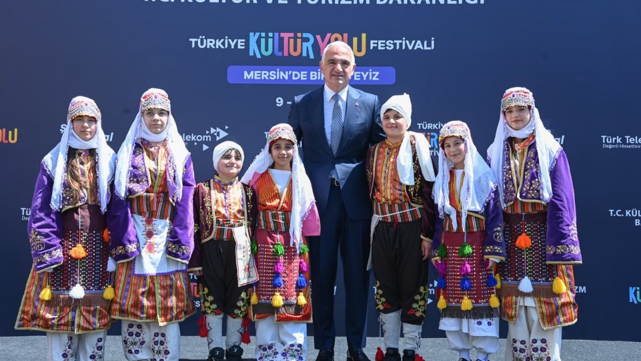 Akdeniz'in incisi ilk kez Kültür Yolu sahnesinde... Mersin'de festival coşkusu başladı