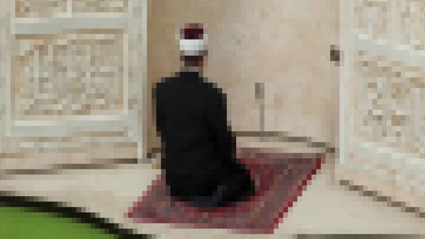 Foto - Akıl almaz iddialar! İmam hutbeyi eksik okuyunca, kaymakam mikrofonla dövdü! Kaymakam ve valilikten flaş açıklama geldi
