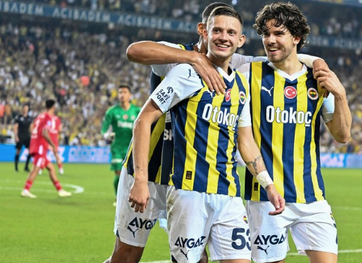 Akılalmaz gelişme: Fenerbahçe'nin gizli transfer hedefi ortaya çıktı! Serbest kalma bedeli 30 milyon Euro