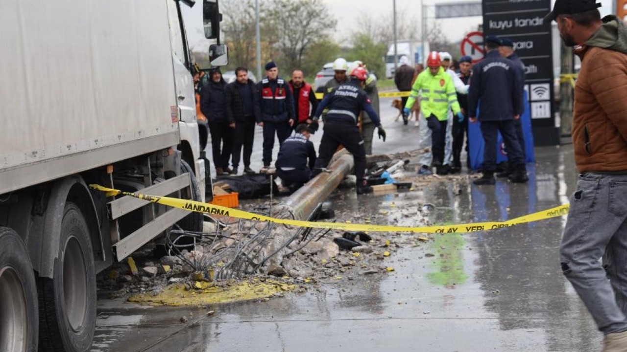 Akıllara durgunluk veren kazada hayatını kaybetti