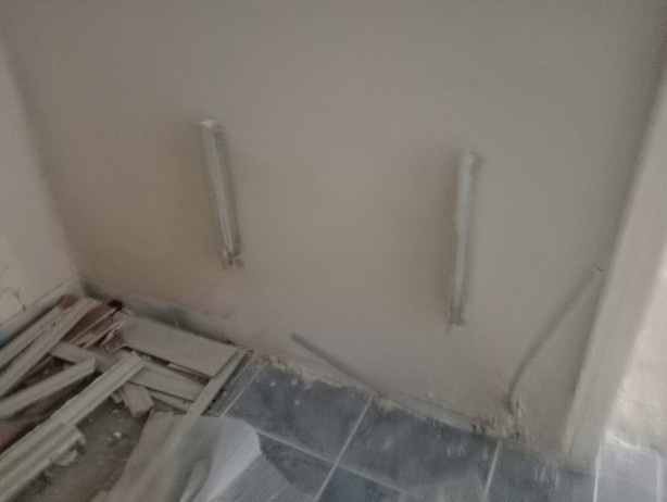 Foto - Akıllara durgunluk veren olay! Duvarı delip bakın ne yaptılar