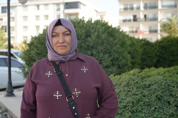 Foto - Akıllara durgunluk veren olay! Gurbetçi kadını bakın kimin sesiyle dolandırdılar