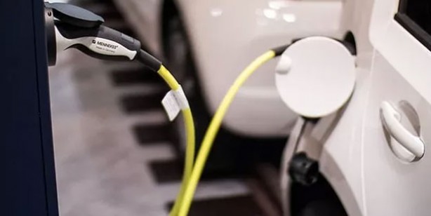 Foto - Akıllı telefon devi elektrikli otomobil işine el atıyor