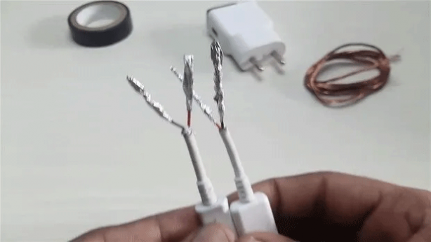 Foto - Akıllı telefon kullananlar dikkat! Evde kablosuz şarj böyle yapılır