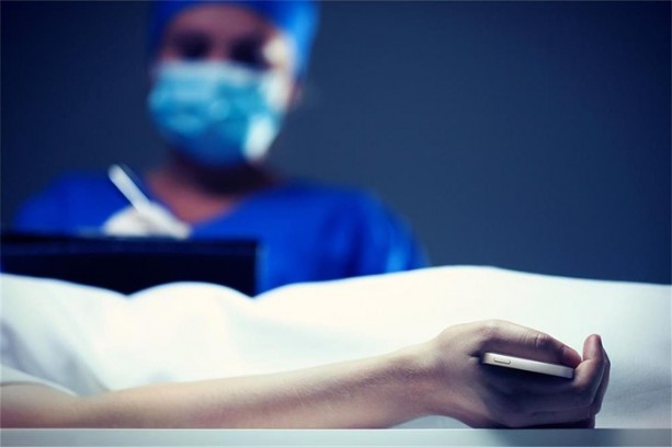 Foto - Akıllı telefonunuza bağımlı olduğunuzu gösteren işaretler