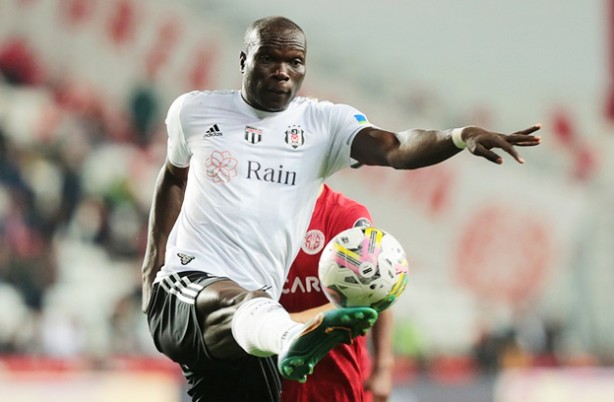 Foto - Akın akın geliyor! Aboubakar yeni hedefini belirledi: Yer yerinden oynayacak...