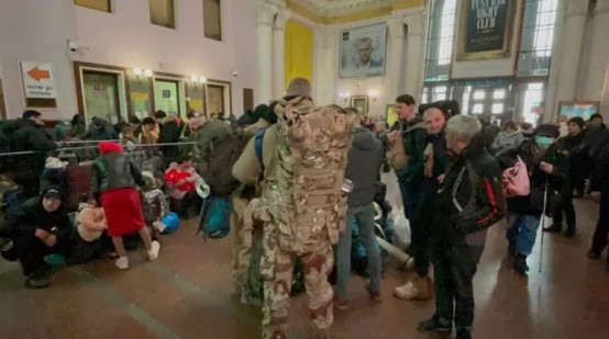 Foto - Akın akın gidiyorlar! Rusya'ya karşı savaşmak için yola çıktılar