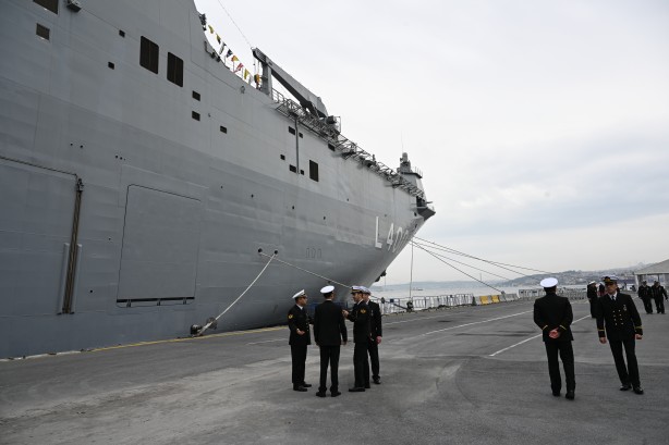 Foto - Akın akın TCG Anadolu’ya… Herkes şaşkın! Duyan, oraya akın ediyor: Müthiş gelişmeyi duyurdular…