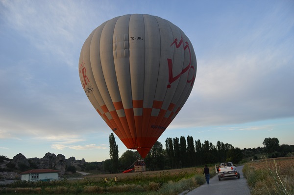 Foto - Akın akın turist çekiyor! Dağın içindeki gizli hazine