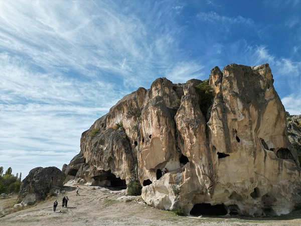 Foto - Akın akın turist çekiyor! Dağın içindeki gizli hazine