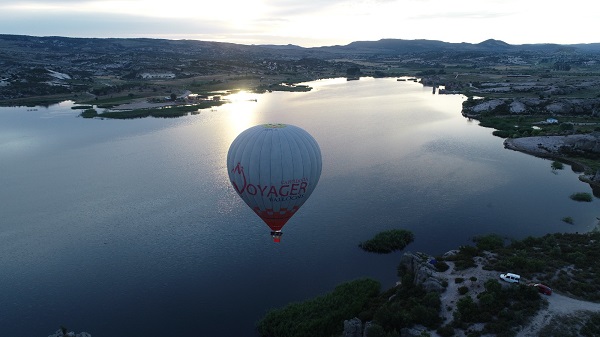 Foto - Akın akın turist çekiyor! Dağın içindeki gizli hazine