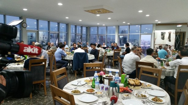 Foto - Akit İstanbul Temsilcileri iftarda buluştu