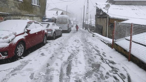 Foto - AKOM'dan kar yağışı uyarısı! Yarın bu saatlere dikkat