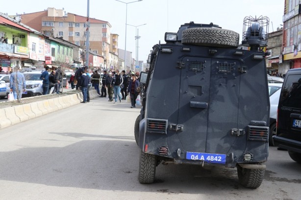 Foto - Akrabalar arasında silahlı kavga