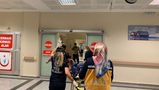 Foto - Akrabalar arasında silahlı kavga! Yaralılar var