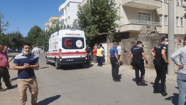 Foto - Akrabaların silahlı kavgası caddeyi savaş alanına çevirdi
