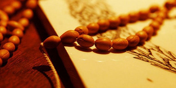 Foto - Akşam namazı nasıl kılınır? Akşam namazında hangi sureler okunur?