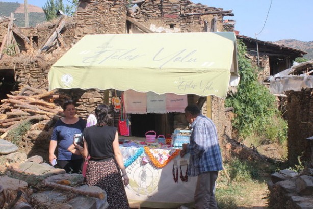 Foto - 'Akşamları cinlerin bastığı köy' deniyordu! Esrarengiz köyün son hali ortaya çıktı