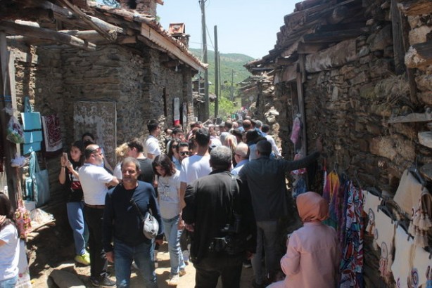 Foto - 'Akşamları cinlerin bastığı köy' deniyordu! Esrarengiz köyün son hali ortaya çıktı