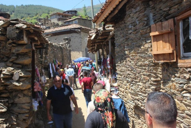 Foto - 'Akşamları cinlerin bastığı köy' deniyordu! Esrarengiz köyün son hali ortaya çıktı