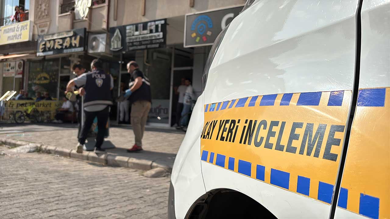 Aksaray'da 5. kattan düşen şahıs ağır yaralandı! Balkondan düşüş nedeni araştırılıyor!