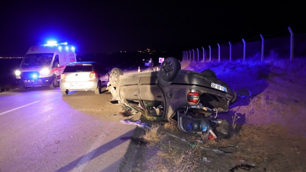 Foto - Aksaray’da otomobil takla attı