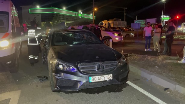  Aksaray'da tır ile otomobil çarpıştı