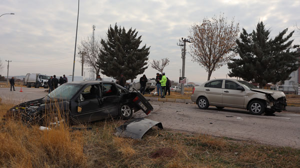 Aksaray'da zincirleme kaza! Yaralılar var