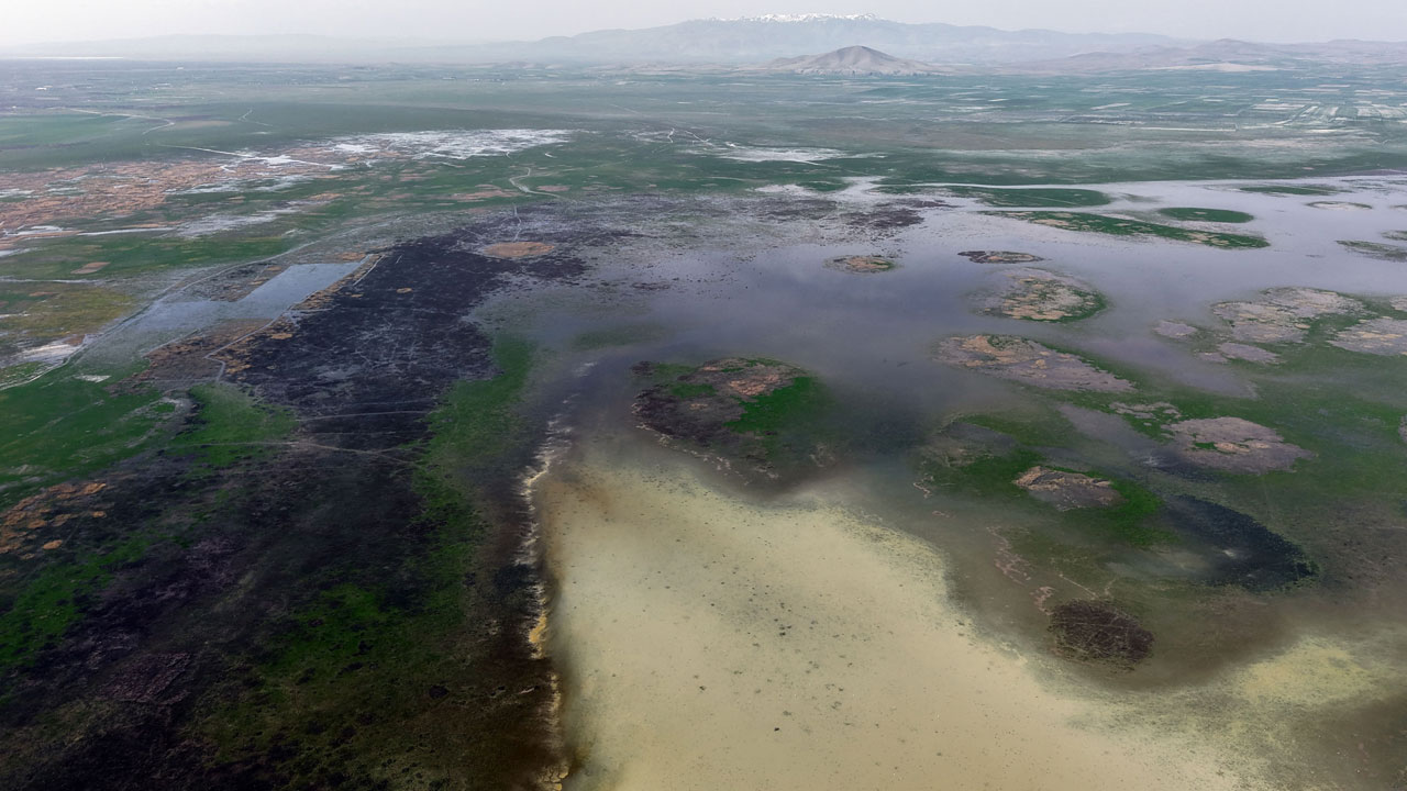 Akşehir Gölü’nde umut veren görüntü! Tam 8 yıl sonra su tutmaya başladı