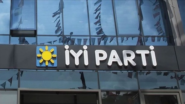 Akşener aday olmayacağını açıklamıştı! İYİ Parti’de bir bomba gelişme daha 