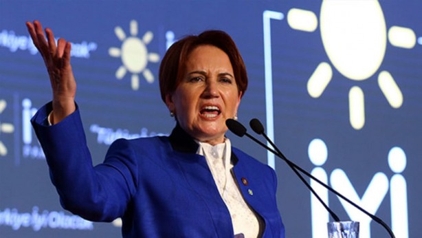 Foto - Akşener, aday olmayacağını açıklamıştı! Yayık ayranı gibi çalkalanan İYİ Parti’de bir şok daha