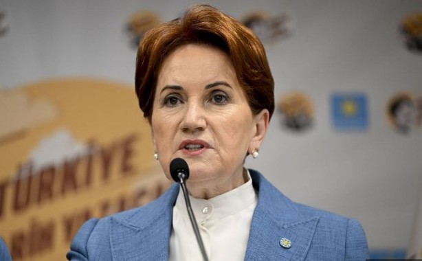 Foto - Akşener oğlunun milyonlarca lira dağıttığına dair iddiaları cevaplayamadı