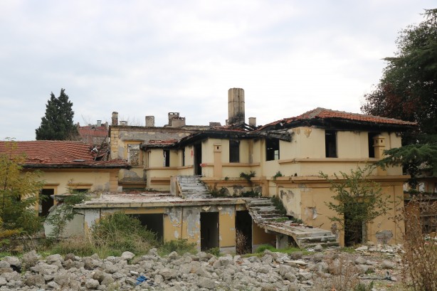 Foto - Akşener saçını başını yolacak! Müthiş "2. Abdülhamit Han" haberi