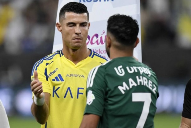 Foto - Al Nassr taraftarından Ronaldo'ya büyük jest!