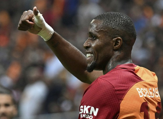 Foto - Alacaklar hemen koşsun: Böyle bir şey daha önce hiç olmamıştı: Fenerbahçe ve Galatasaray'dan 20 milyon Euro'luk dev rekabet!