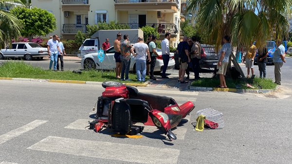 Foto - Alanya'da zincirleme kaza: Yaralılar var