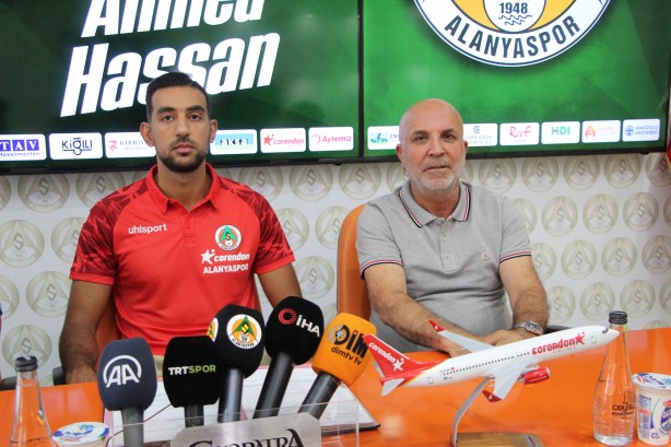 Foto - Alanyaspor, Olympiakos'tan Ahmed Hassan'ıkiraladı